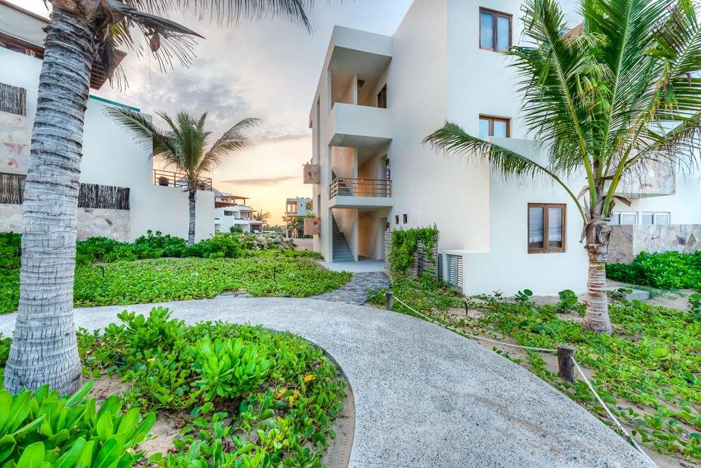 Marea Beachfront Villas Zihuatanejo Kültér fotó