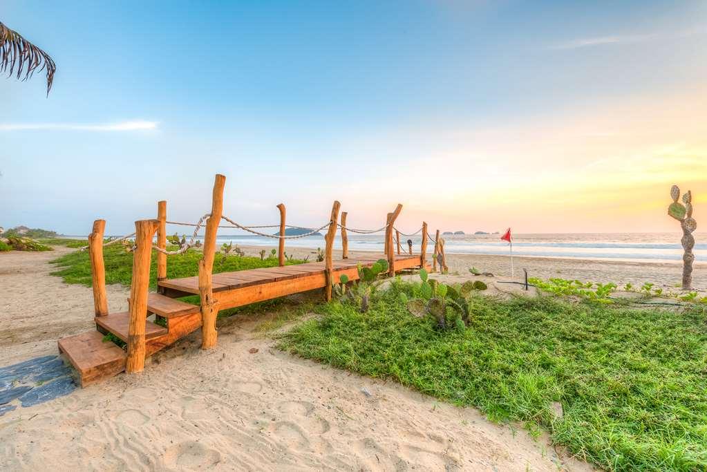 Marea Beachfront Villas Zihuatanejo Kültér fotó