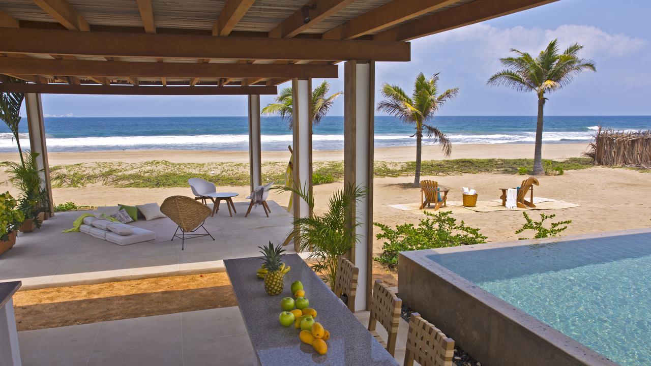 Marea Beachfront Villas Zihuatanejo Kültér fotó