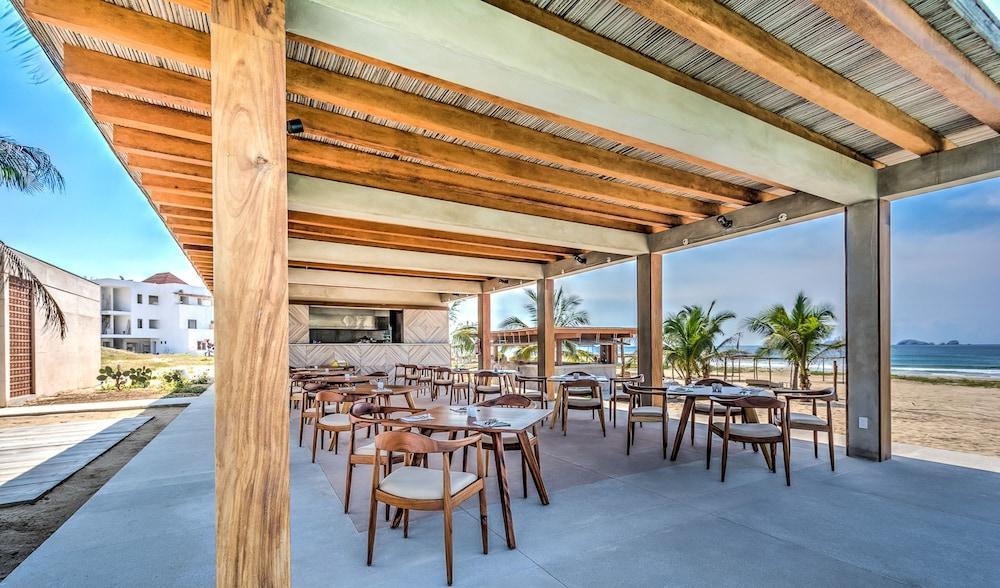 Marea Beachfront Villas Zihuatanejo Kültér fotó